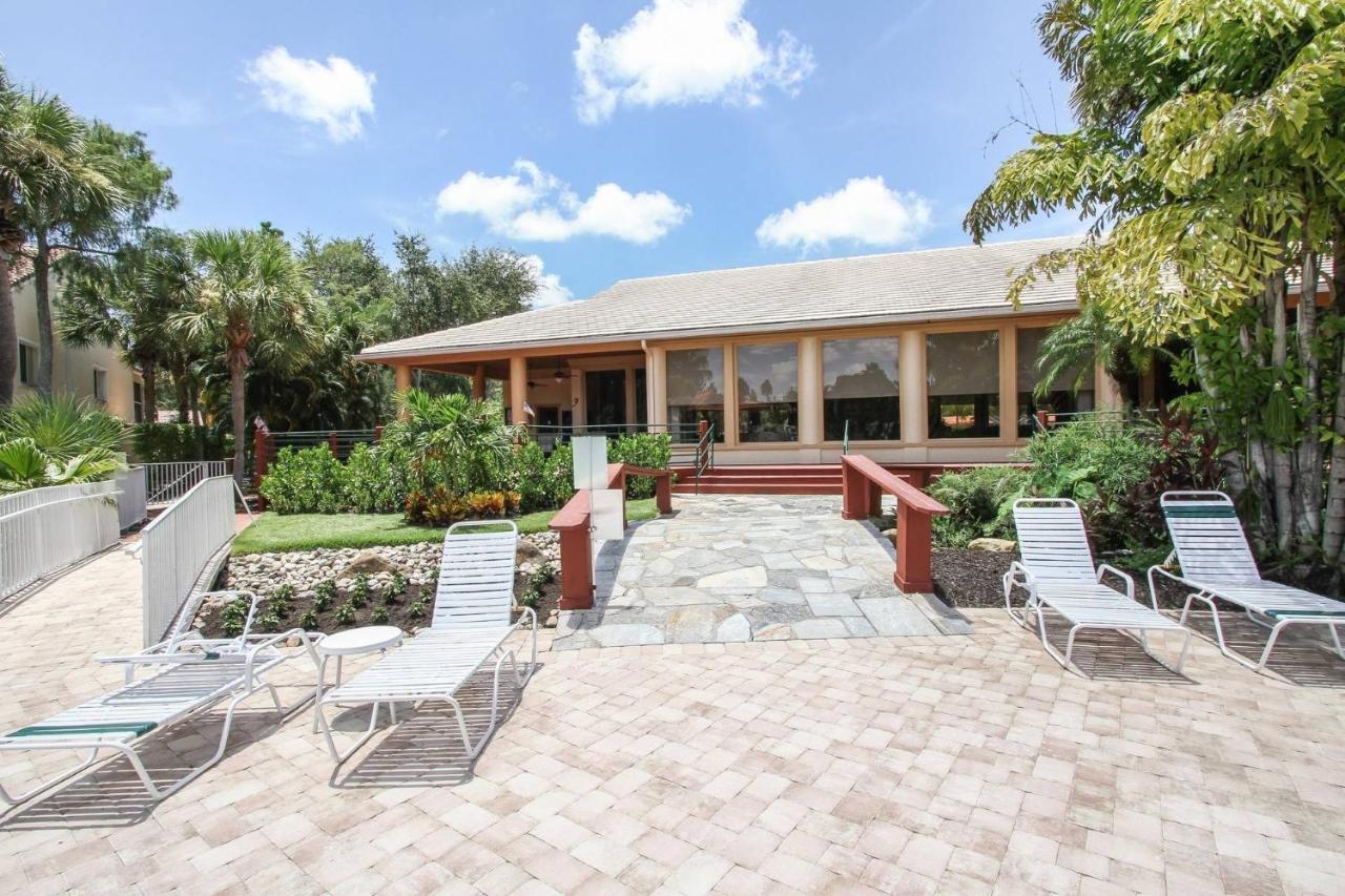 Falling Waters Naples Exterior photo